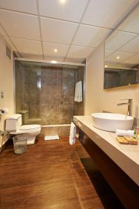 Sol de Oro Hotel & Suites