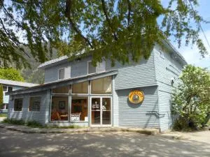 Valhalla Inn - New Denver