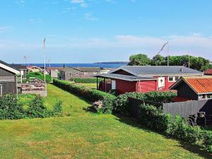 6 person holiday home in Juelsminde