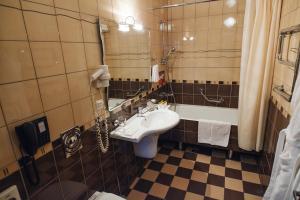 King Suite room in Siberia Hotel