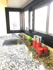 LitStay Brasil con cochera, pileta y asadores