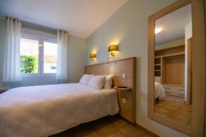 Hotels Contact HOTEL LES TERRASSES : photos des chambres