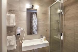 Hotels Hotel Vaubecour : photos des chambres