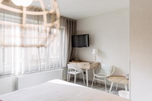Beach Hotel Helios by CW Hotel Collection