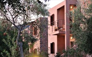 Liotrivi Historical Mansion and Boutique Hotel