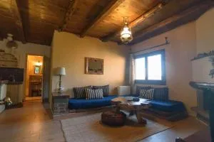 Oikies Katogi - Kalarrites