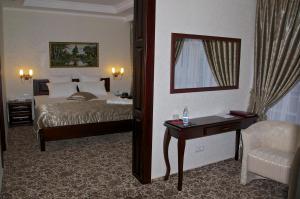 Comfort Suite room in Slava Hotel