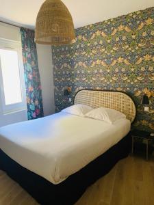 Superior Double Room room in Hôtel Central