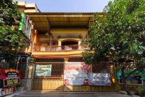 Homestay Gayatri Sawojajar near Univ Negeri Malang Kampus 2 Mitra RedDoorz