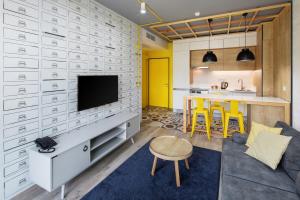 Apartment with Balcony room in Coordinat Suits