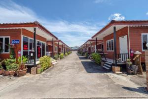 OYO 1166 Train Way Resort