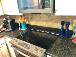 Beach Front 2 Pools Balcony