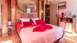 B&B / Chambres d'hotes Le Paon Bleu : photos des chambres