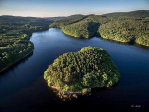 Chalets Le chalet du lac de chaumecon au coeur du morvan : photos des chambres