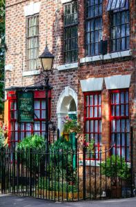 Pymgate Lodge Hotel Manchester Airport