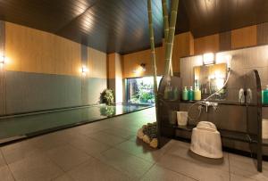 Hotel Route-Inn Osaka Kishiwada -Higashikishiwada Ekimae Kansai Airport-