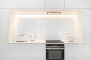 WHome | Av. da Liberdade Deluxe Apartment w S-Pool, Gym & Parking