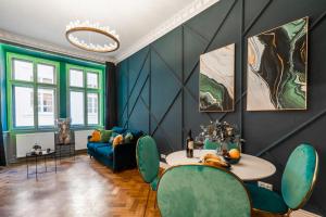 Charles Bridge Suite by Riverside