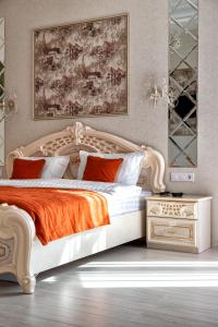 2 bedroom apartment Tykha street city center with parking place