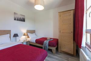 Appart'hotels Residence Odalys L'Oree des Pistes : Appartement avec Balcon