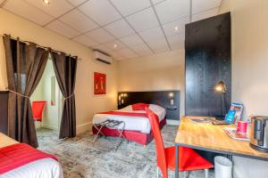 Logis Hôtel La Commanderie de Champarey