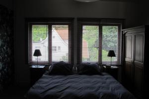 Brussels Downtown with terrace