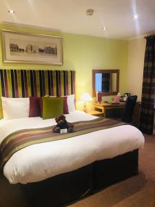 Clarence Court Hotel