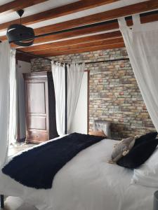 B&B / Chambres d'hotes ETCHE ARGUINIA CHAMBRES HOTES : photos des chambres