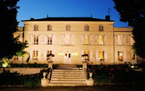 Maisons d'hotes Chateau De Mesnac, maison d hote et gites : photos des chambres