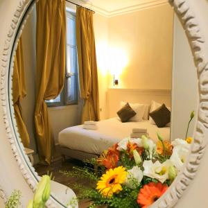 Hotels Les Quatre Dauphins : photos des chambres