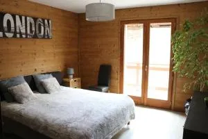 maison de village au pied des 3 Vallées - 穆捷