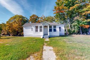 Three Bedroom House room in Wiggin Stream Camp