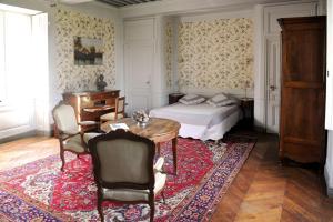 B&B / Chambres d'hotes Chateau de Bresse sur Grosne : Grande Chambre Double 