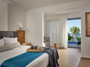Cavo Orient Beach Hotel & Suites Zakynthos Greece