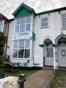 The Gladson Guesthouse - Healing