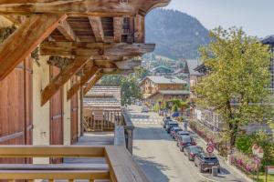 Rare ! Appartements renoves dans le village pieton de Megeve : photos des chambres