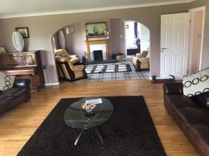 Cumnock Knowes Holiday Retreat