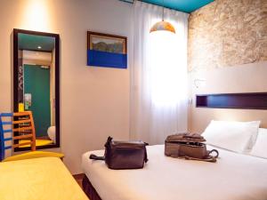 Hotels greet Hotel Marseille Provence Aeroport : photos des chambres