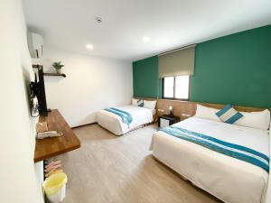 Phòng 4 người (Quadruple Room)