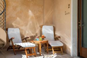 Junior Suite with Patio and Lake View room in Hotel Villa Giulia