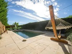 Stone holiday home with private pool - 勒米伊