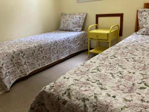 Joneson aluga um apto 3 Quartos na beira da Praia do Forte