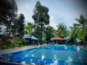 Moonshine Resort Chumphon