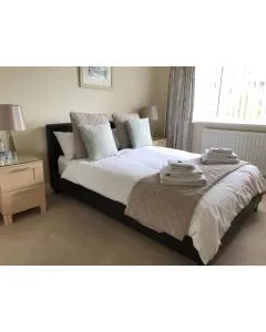 31 Queens Road - Crawley