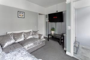 Comfortable Liverpool Townhouse - Close to City & Stadium