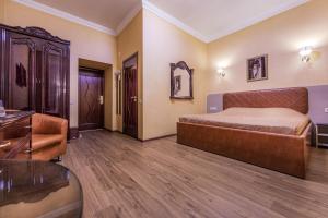 Standard Double Room room in Alex Hotel on Marata