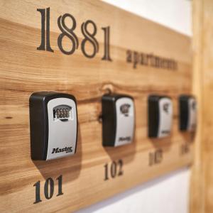 1881 Brasov old town apartments