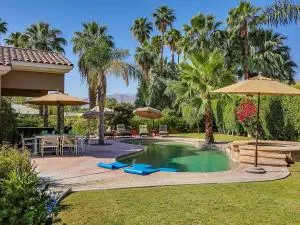 Indulgent Escape In Rancho Mirage - Thousand Palms