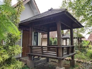 Phòng Đôi Loại Sang (Deluxe Double Room)