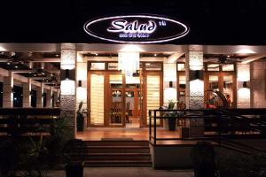 Caluwayan Palm Island Resort & Restaurant